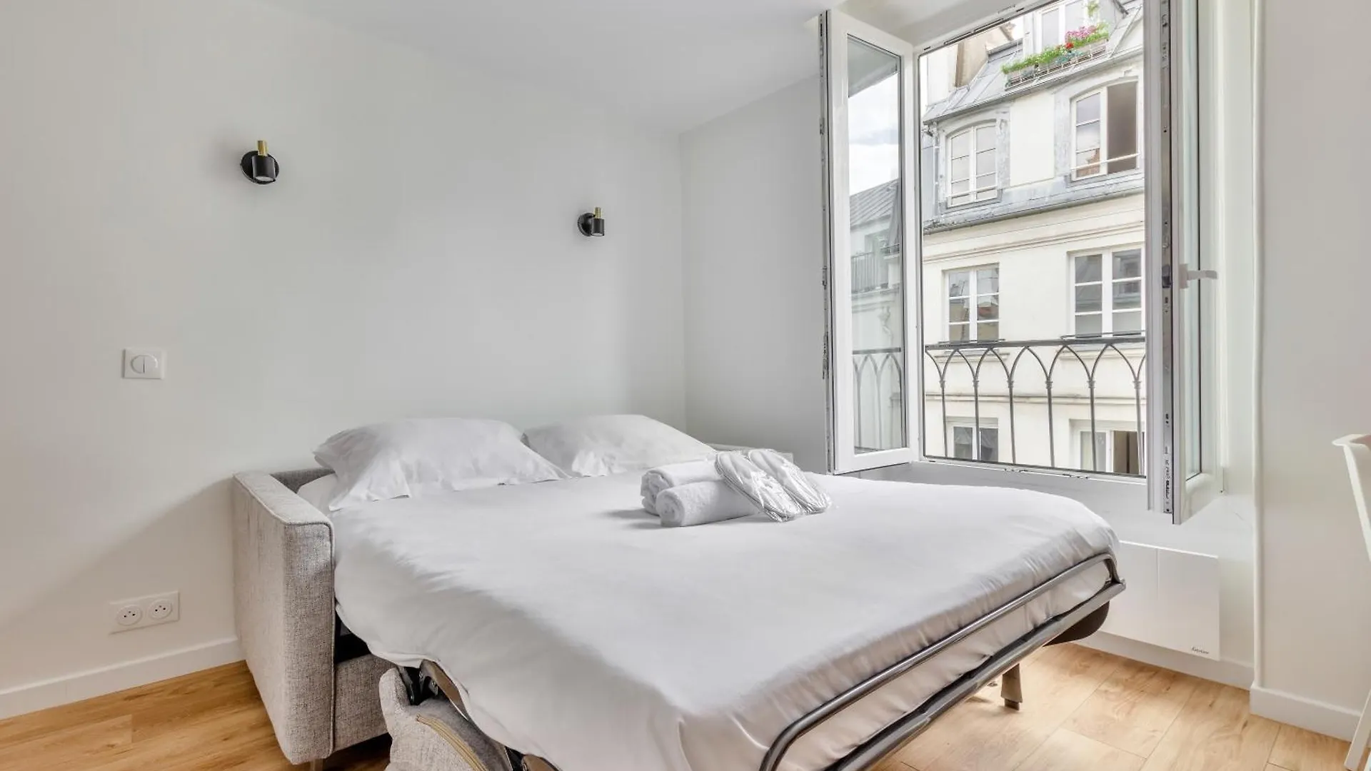 Clery-cosy Au Centre De Apartment