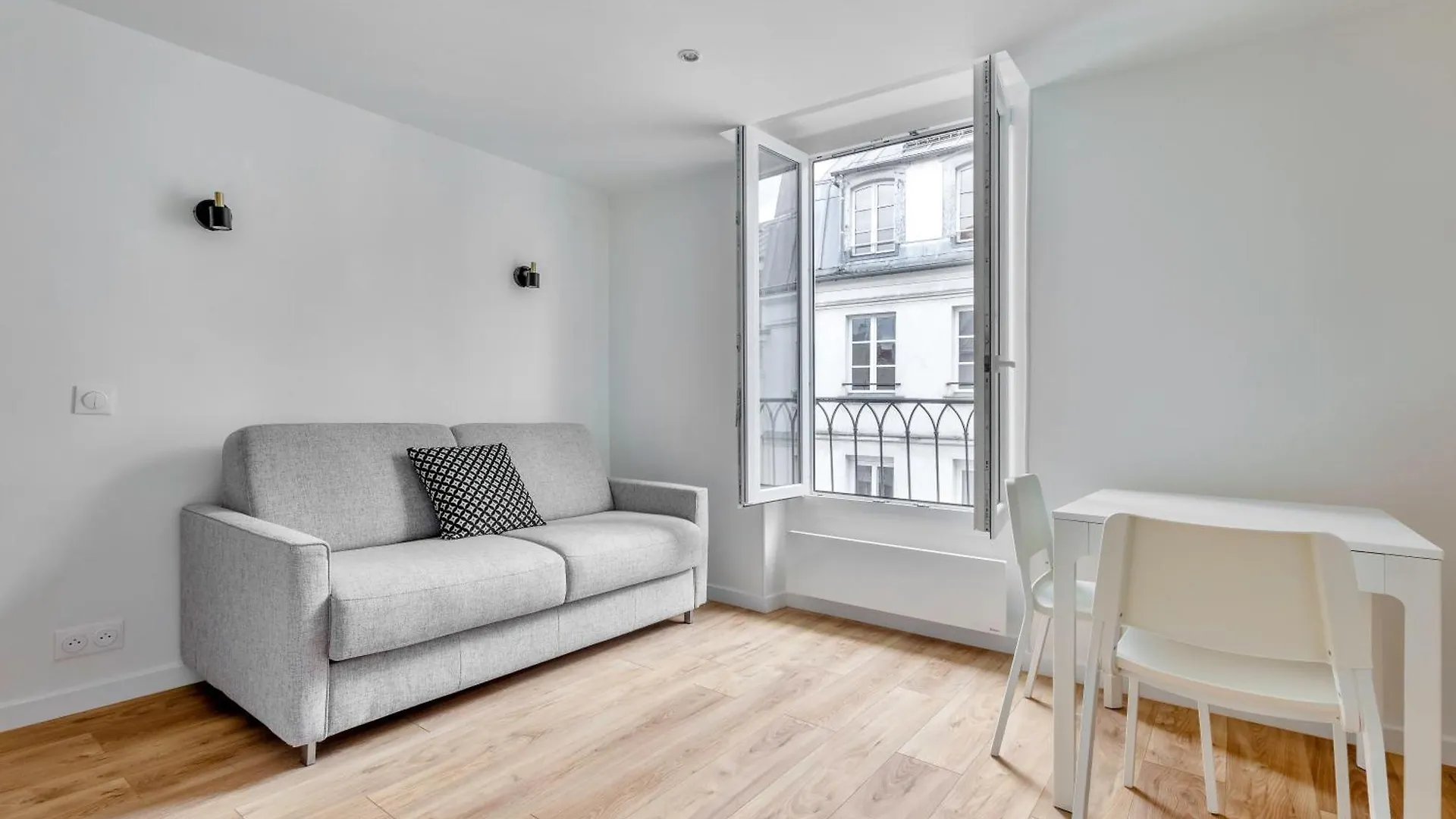 Apartment Clery-cosy Au Centre De