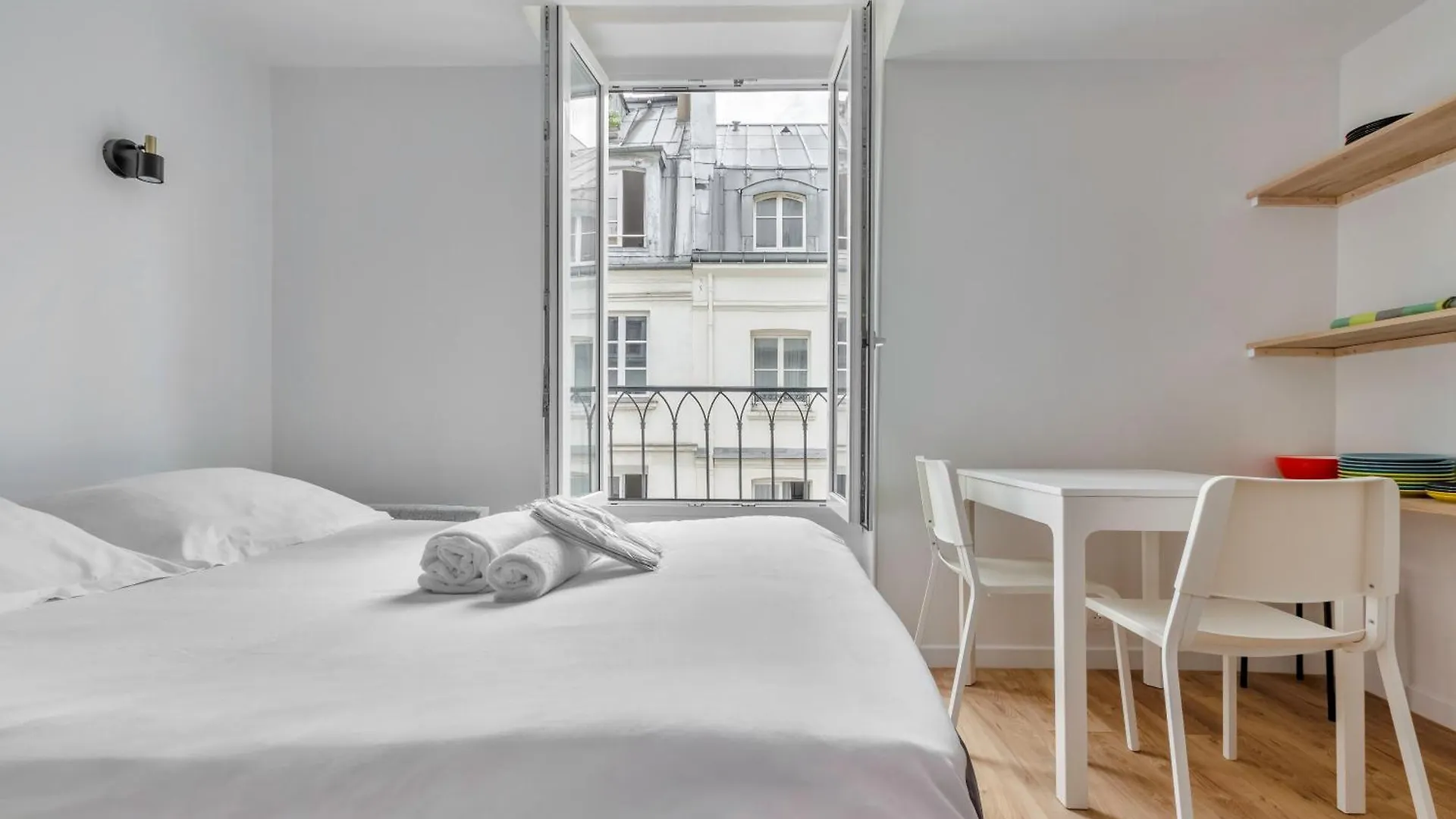 Apartment Clery-cosy Au Centre De Paris